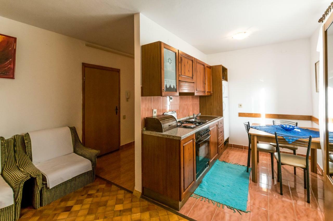 PUY Apartments Mirjana מראה חיצוני תמונה