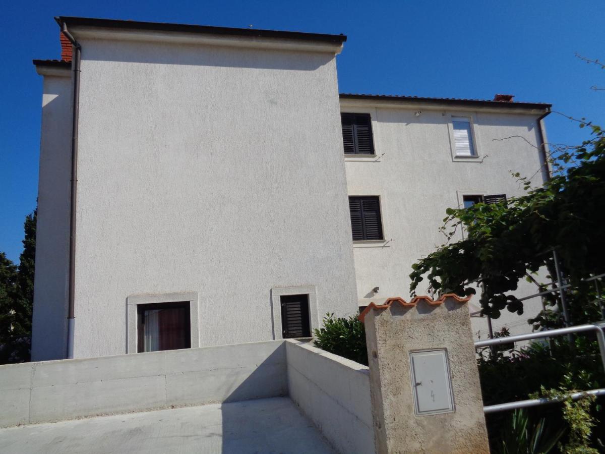 PUY Apartments Mirjana מראה חיצוני תמונה